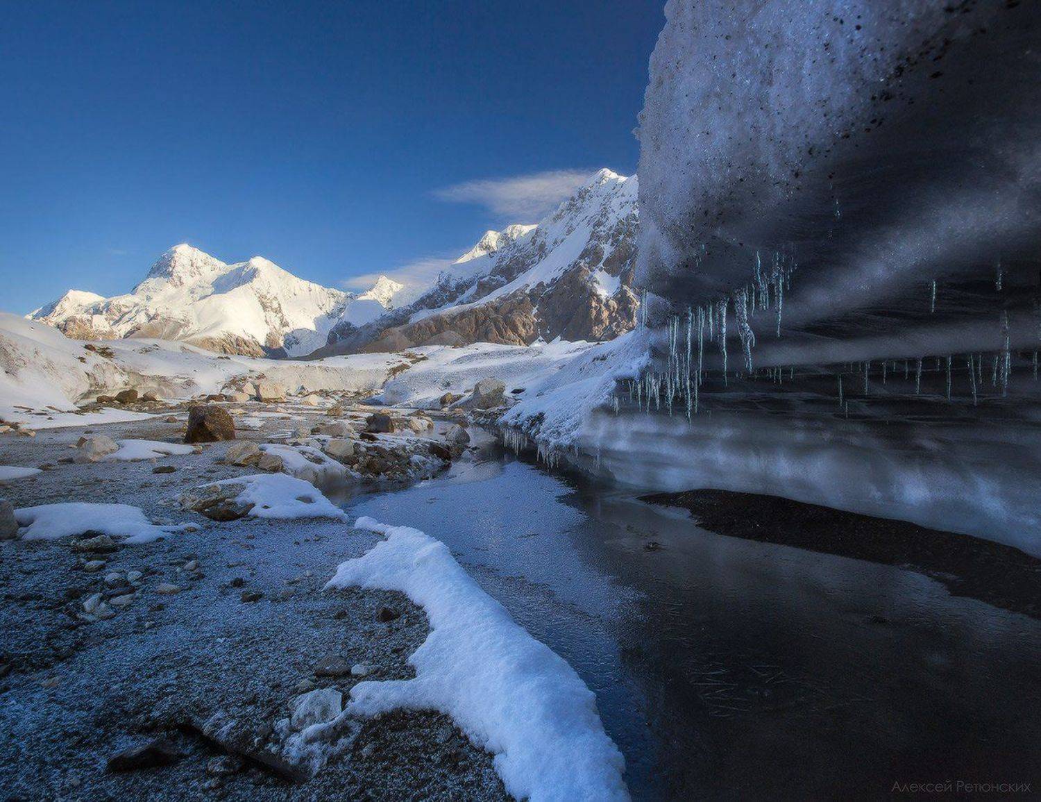 горы, ледник, снег, камни,сосульки, киргизия,, Алексей Ретюнских