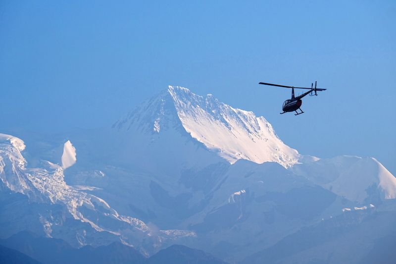 горы, альпинизм, восхождение, аннапурна, гималаи, непал, вертолет, mountains, alpinism, mountaineering, annapurna, himalayas, nepal, helicopter Аннапурна фото превью
