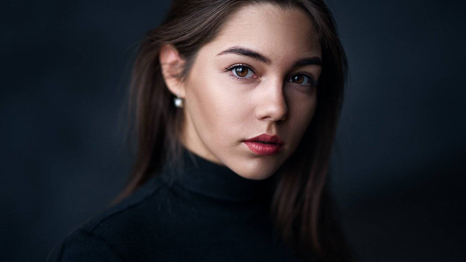 , Максим Густарев