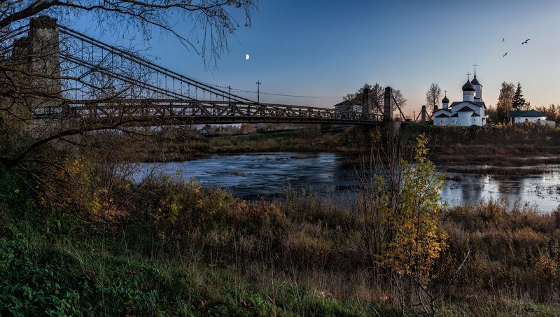 Октябрь, Вечер, Псковская обл., Остров. Остров фото превью