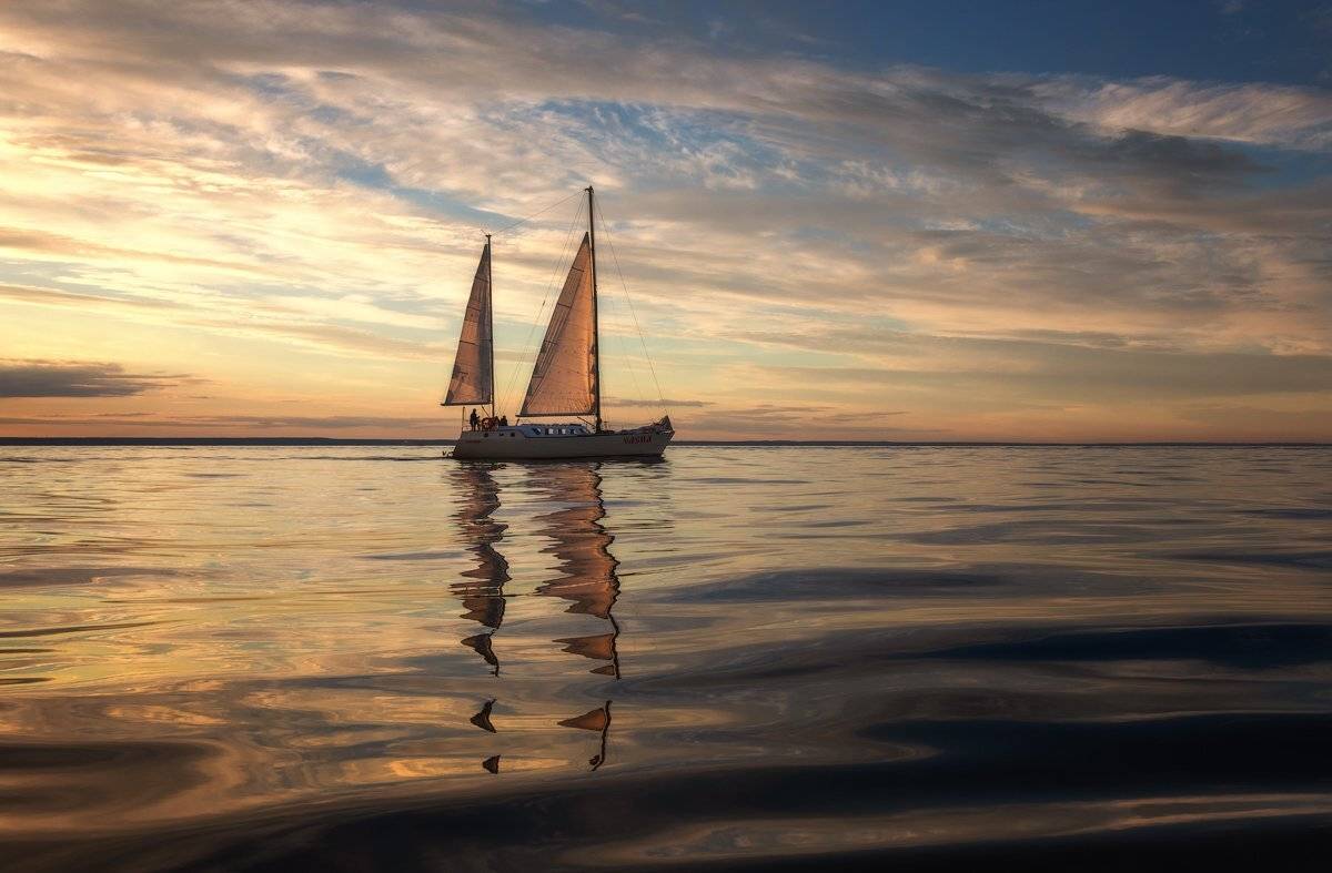 Вечер. Финский залив. Парусник, Юрий Чернов