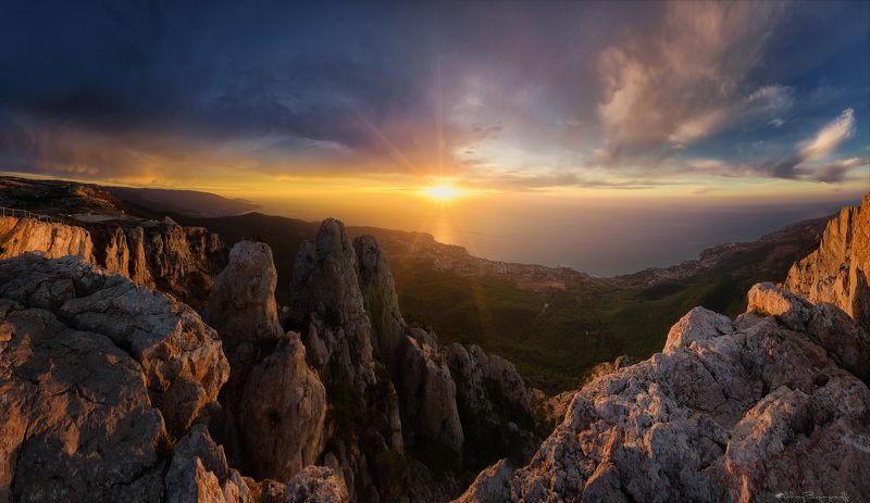 Осений рассвет на Ай Петри. фото превью
