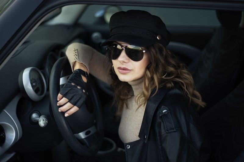 photo, woman, car, Fashion outdoor photo of woman with dark hair in black leather jacket and sunglasses  фото превью