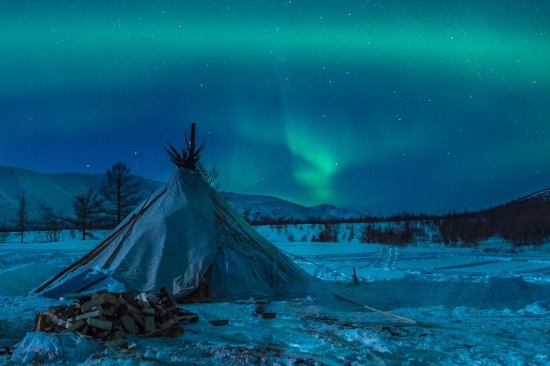 аврора, ямал, снег, оленеводы, чум, полярный урал, зима, северное сияние На Полярном Урале фото превью