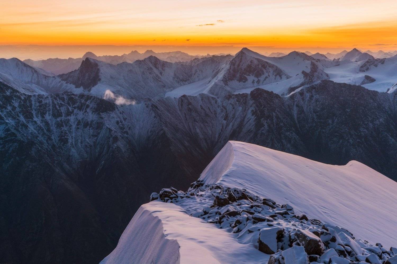 горы, тянь-шань, утро, рассвет, пик мукагали, вершина, Ольга Кулакова