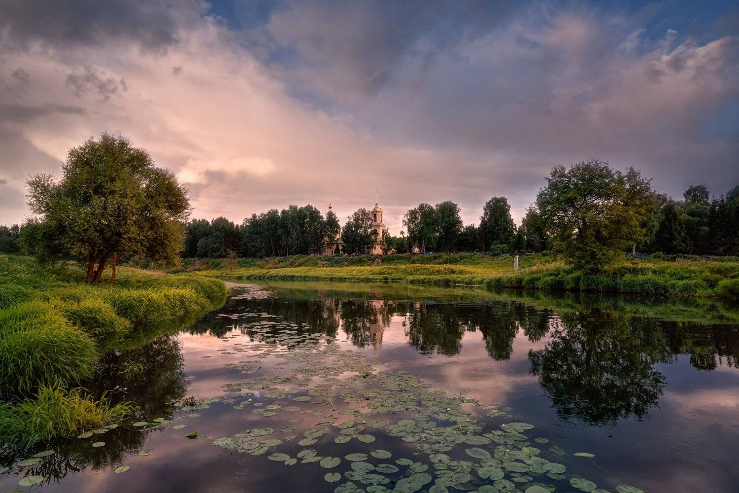 вечер,река,небо,облака,храм, Виталий Полуэктов