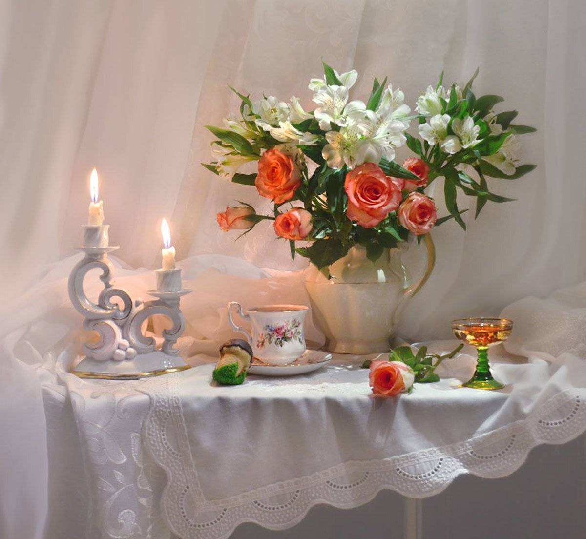 still life,натюрморт,фото натюрморт, зима, декабрь, розы, цветы, подсвечник,свечи, фарфор, Колова Валентина