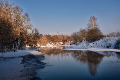 на зимней рыбалке