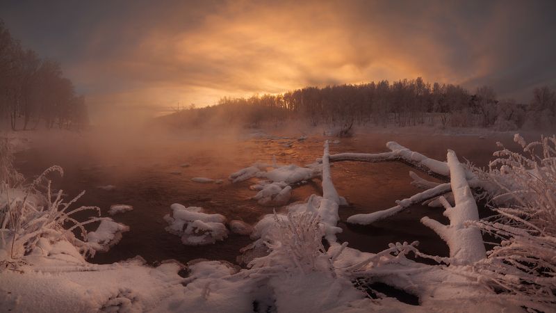 Кипящая река фото превью