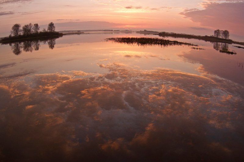 рассвет, утро, волга, река, вода, небо, облака, солнце С добрым утром, Волга фото превью