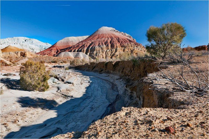 алтын-эмель, крем-брюле, горы актау Алтын-Эмель, октябрь 2011 г. два фото превью