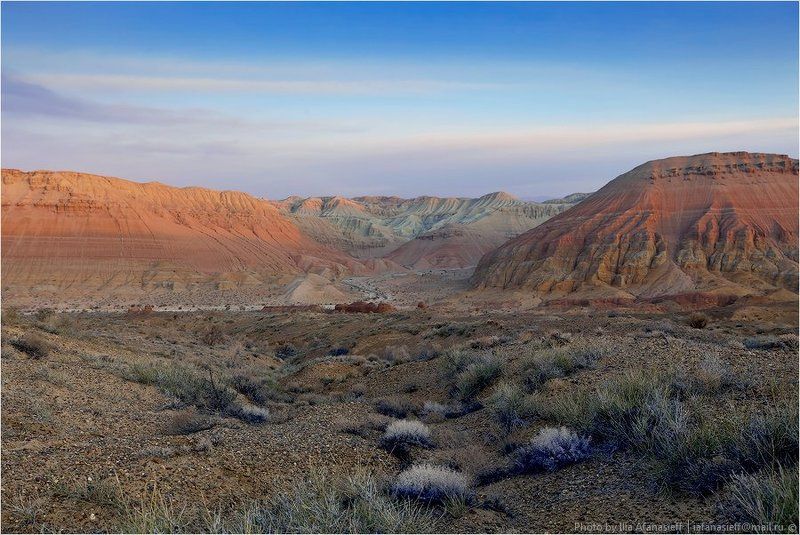 алтын-эмель, крем-брюле, горы актау Алтын-Эмель, октябрь 2011 г. три фото превью