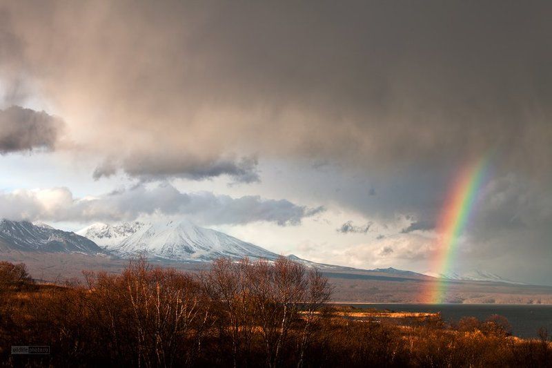 камчатка, кроноцкий заповедник, семячинский лиман Поздняя радуга. фото превью