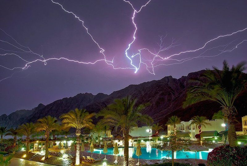 молния, дахаб, гроза, горы, отель Спецзаказ фото превью