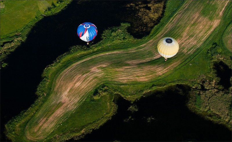 Россия Хорош летать по свету с карамелькой за щекою фото превью