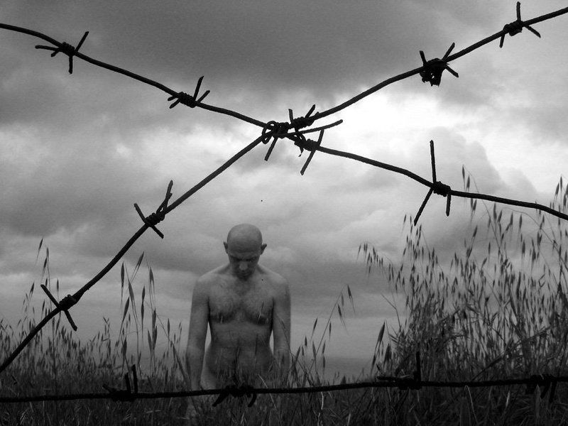 По ту сторону фото превью