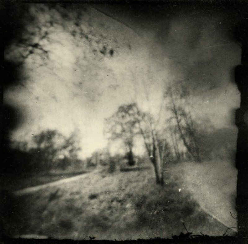 pinhole, lithprint poèmes saturniens фото превью