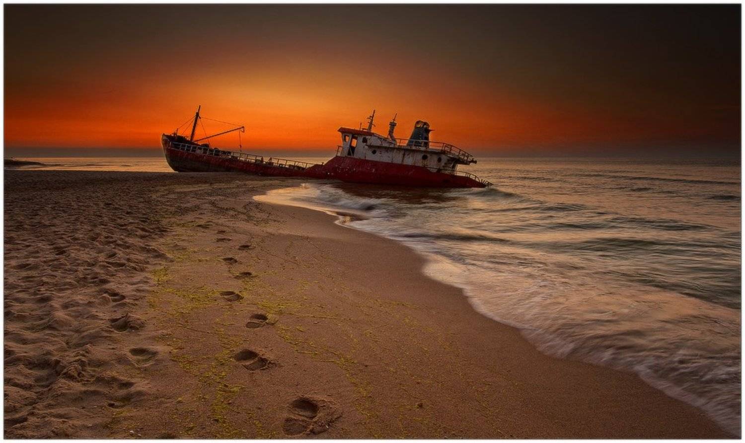 море,шторм,крушение,корабль,рассвет, trinitrotoluol