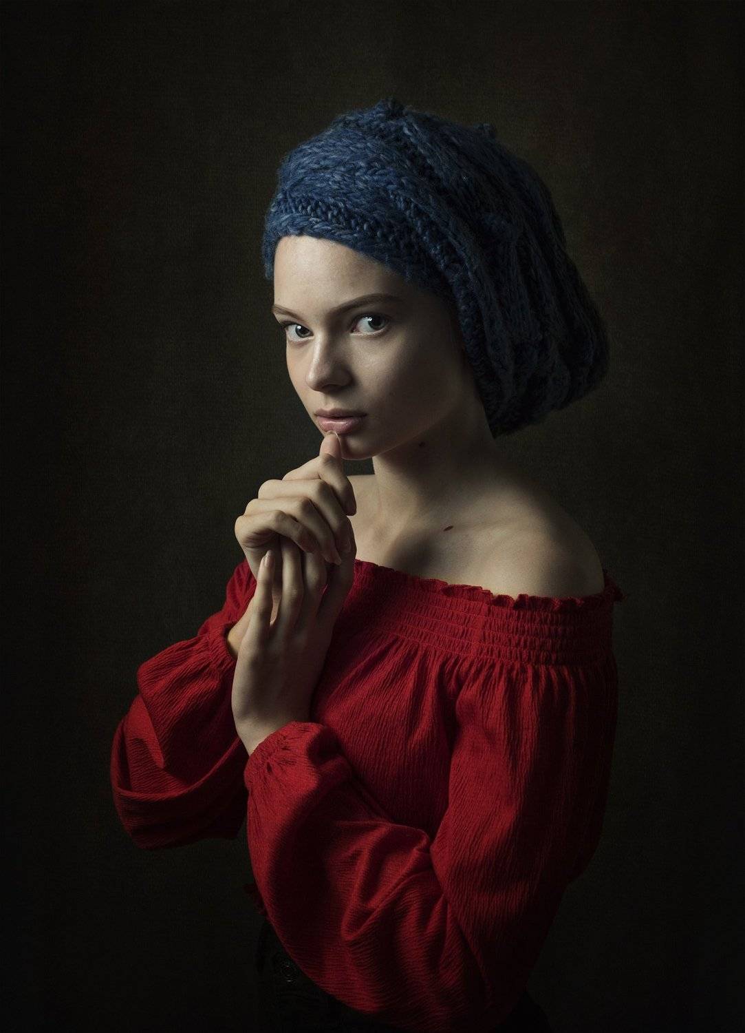 портрет , взгляд ,красивая девушка , цвет ,волосы , красивые губы ,нежность , таинственность, Natalia Kholodova