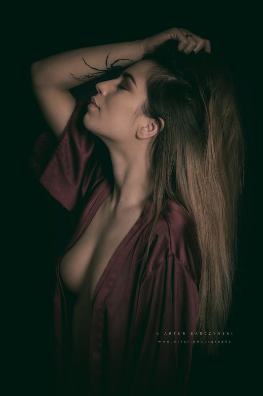 Portrait girl  nude Caroline фото превью