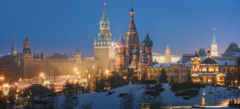 москва, зарядье, кремль Зимняя Москва фото превью