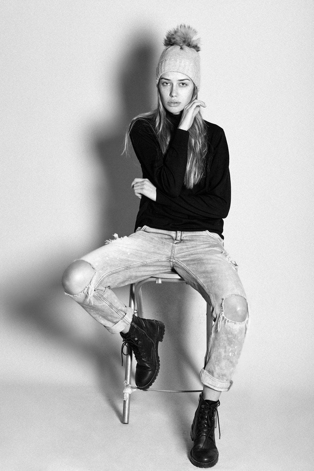 Light , Asen Andreev , Asen Andreev Photography , Portrait , studio , B&W , Black & White , Monochrome , Pose , Posing , Fashion , Model , , asen