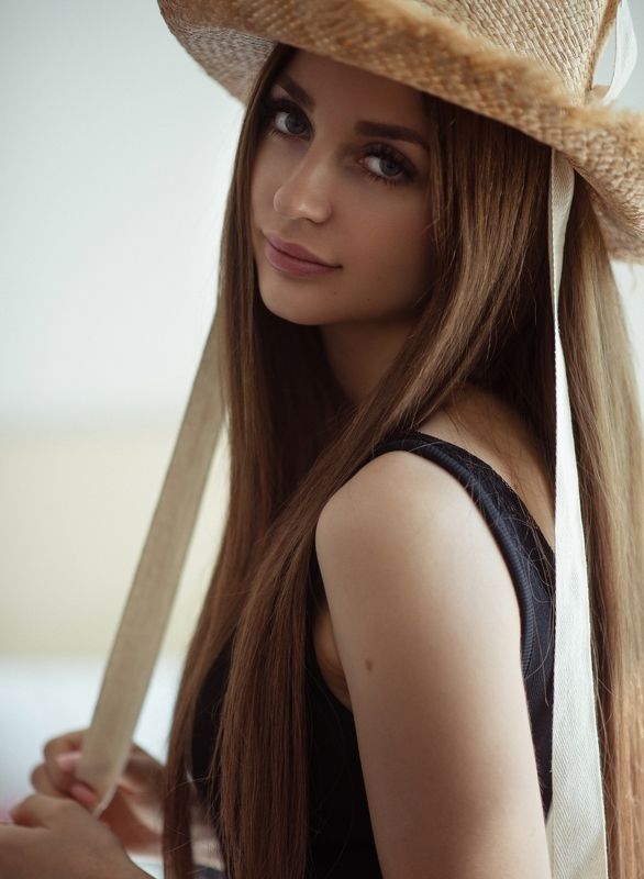 Sarah фото превью