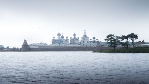 Ставропигиальный мужской монастырь Русской православной церкви.
