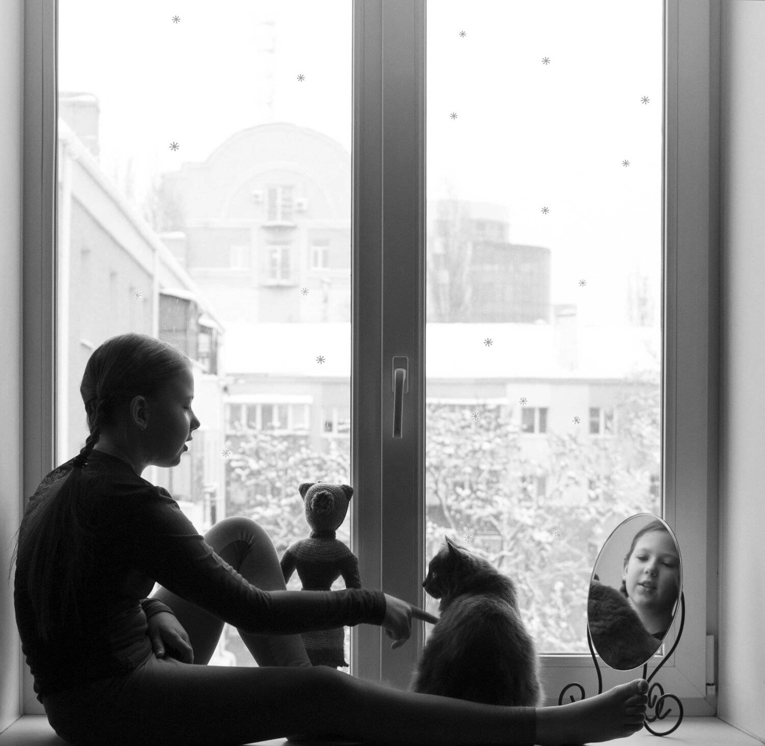 девочка кошка зима окно, Вера Шамраева