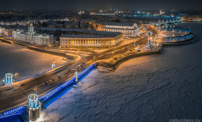 россия, петербург, санкт-петербург, город, вечер, зима, архитектура, аэрофотосъемка, дрон, квадрокоптер Стрелка Васильевского острова фото превью