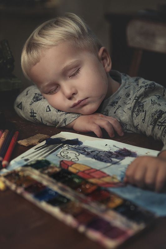 kid, kids, child, children, boy, tires, happy, sleeping, paints sleeping boy фото превью