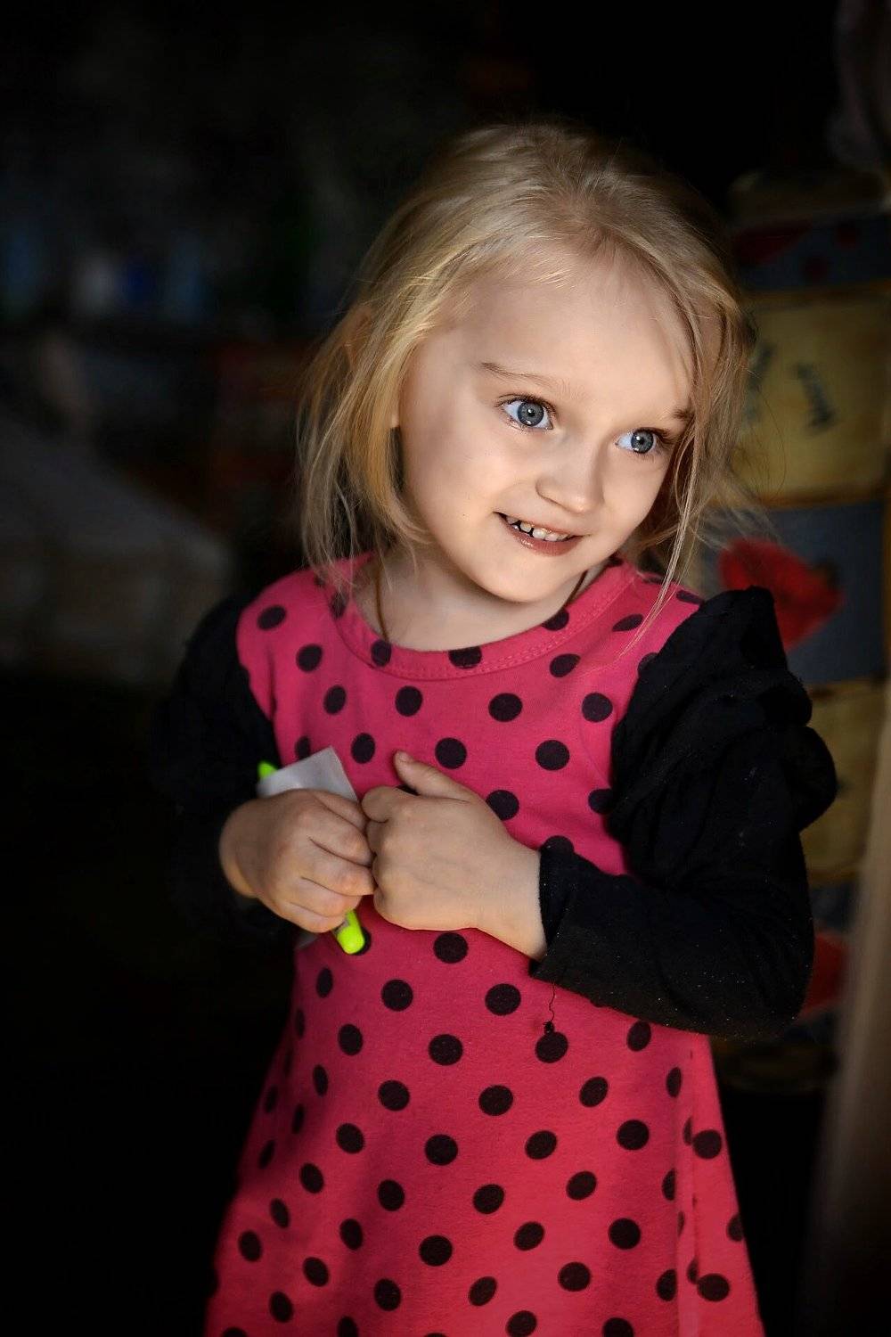 Детство, семья, ребёнок, портрет, девочка, цвет, child, childhood, portrait, color, family, daylight, Сергей Гойшик