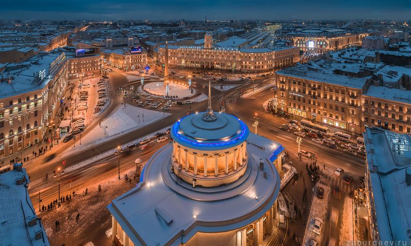 россия, петербург, санкт-петербург, вечер, зима, новый год, площадь, дрон, квадрокоптер Площадь Восстания и Московский вокзал фото превью