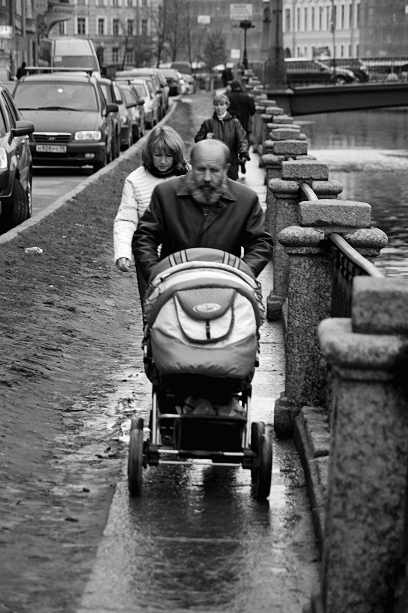 спб, река, набережная, коляска, чб, апатиты, Николай Смоляк