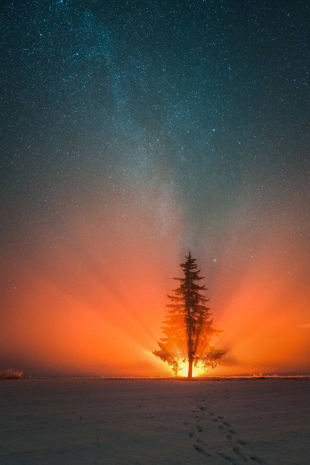 fire night milkyway latvia art nature, Jānis Paļulis