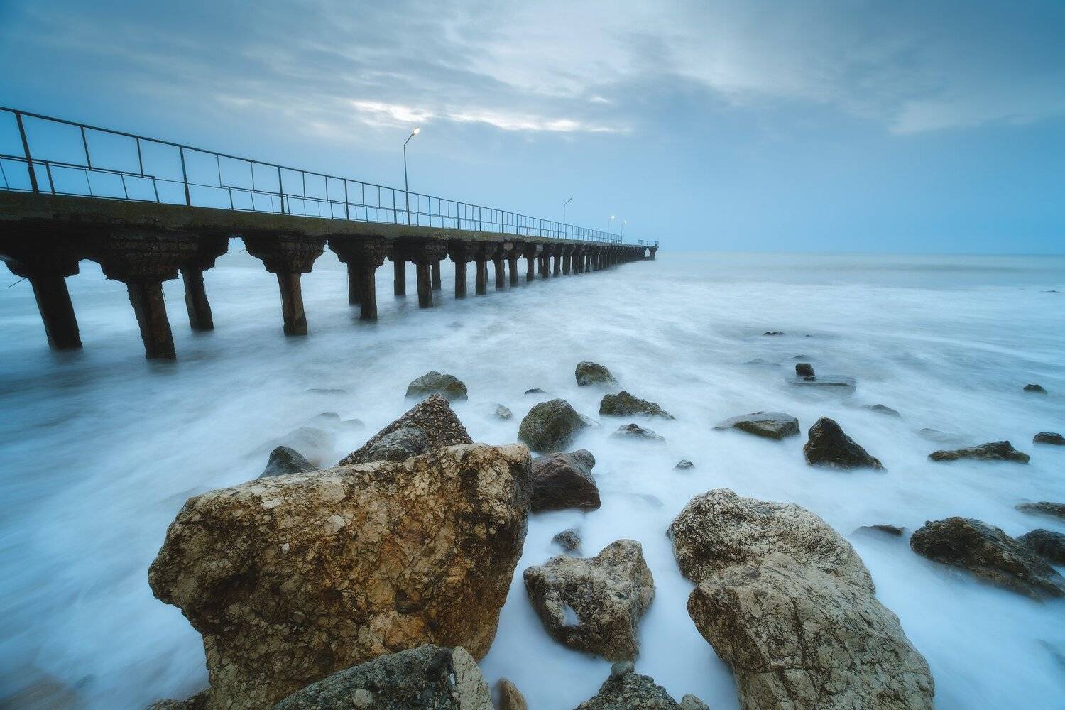 россия, крым, полуостров, пейзаж, природа, черное море, длинная выдержка, берег, камни, восход солнца, рассвет, Оборотов Алексей