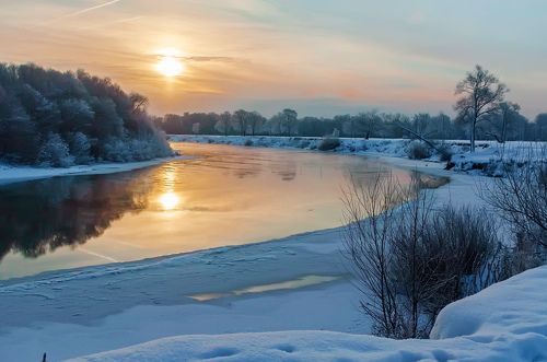 Морозный рассвет