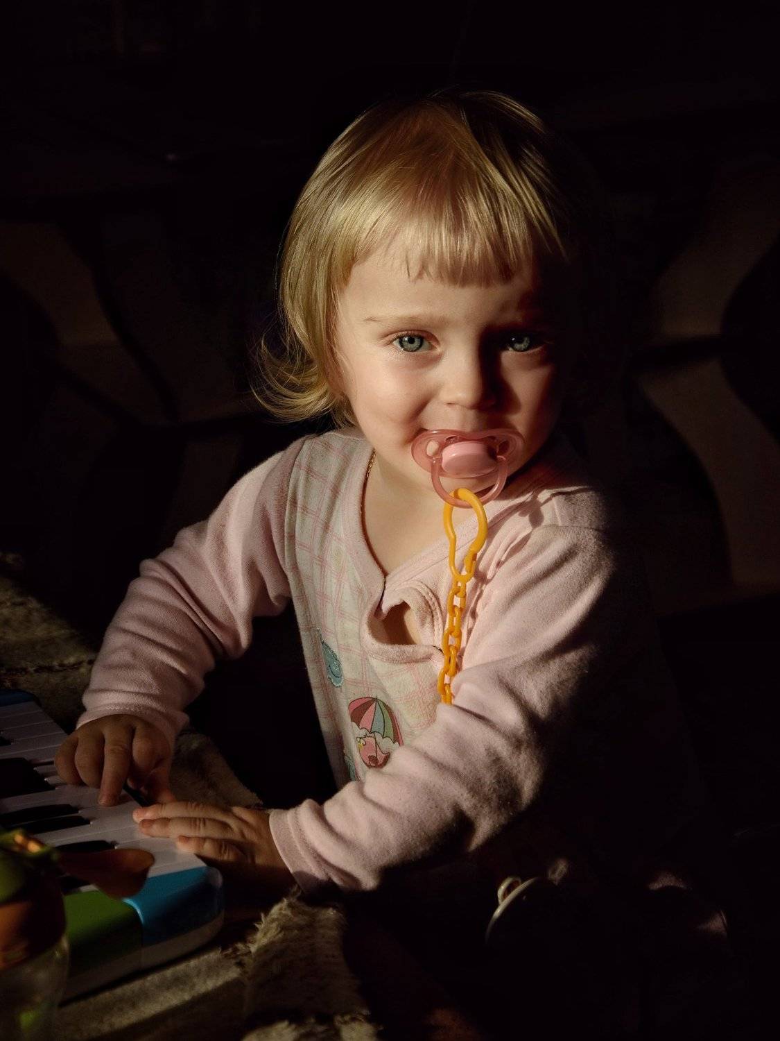 Детство, семья, ребёнок, портрет, девочка, цвет, child, childhood, portrait, color, family, daylight, Сергей Гойшик