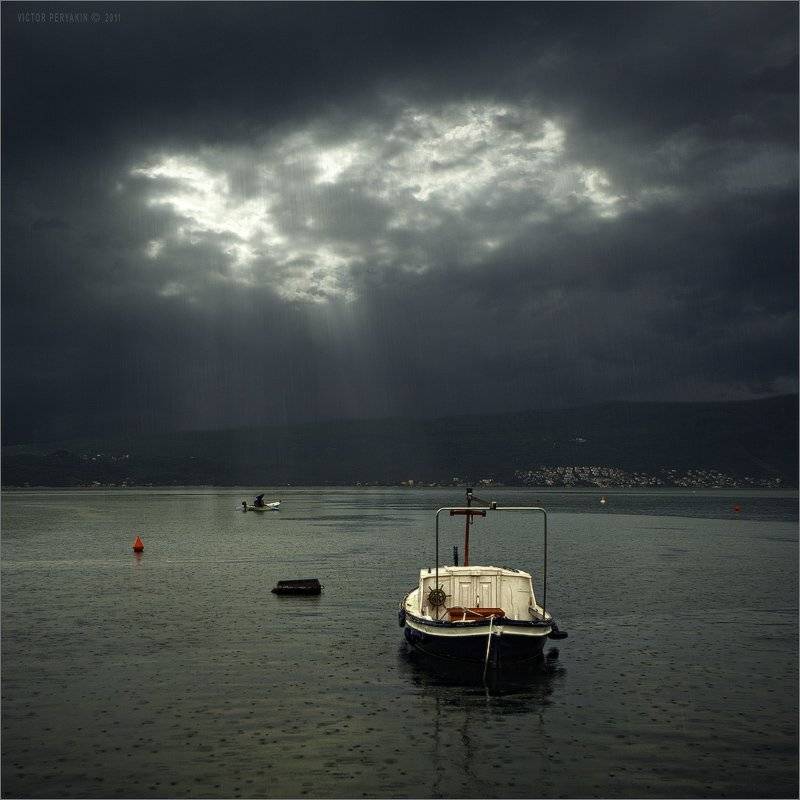 , Виктор Перякин