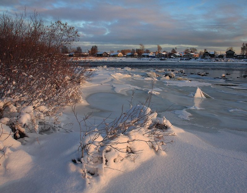 За рекой остров Сорокский фото превью