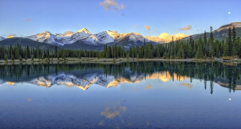mountains, fall, sunrise, colors, lake, calm, moon Moonlight morning фото превью