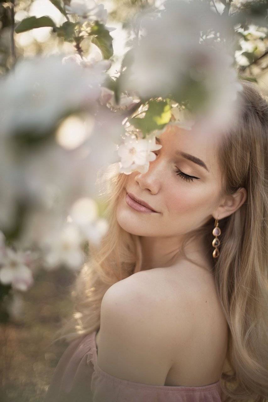 spring flowers women beautiful, Екатерина Лебедева