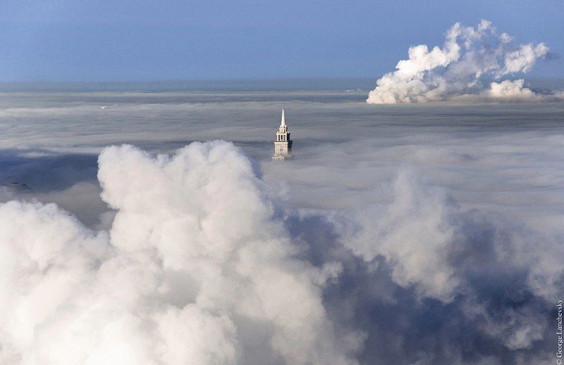 Москва, Крыши Выше облаков фото превью