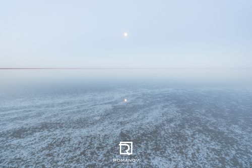 A morning after the lustful sun's party – Утро после вечеринки похотливого солнца