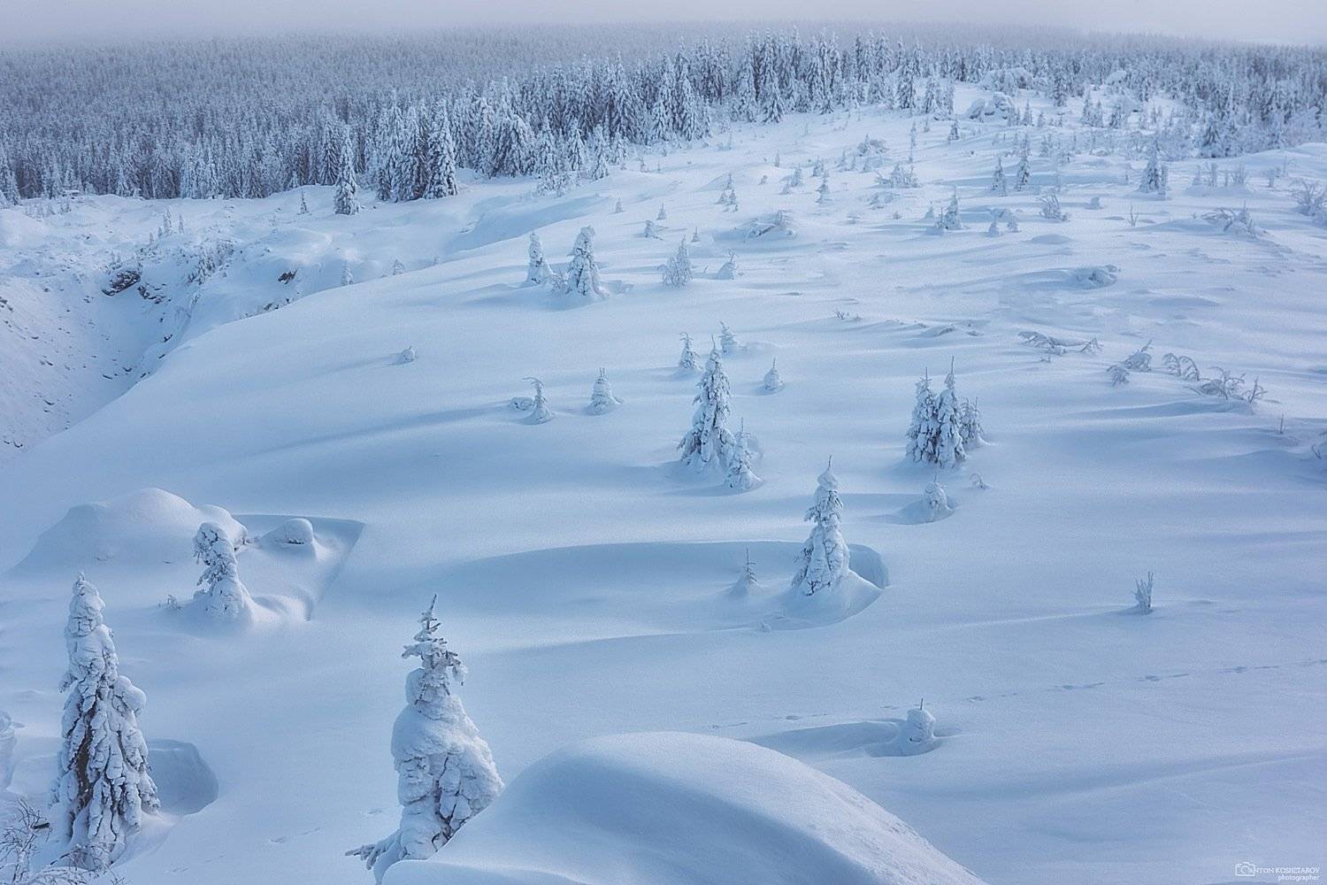 пермский край, урал, скала, снег, зима, горы, путешествия, снежное царство, небо, мороз, Антон Кошетаров