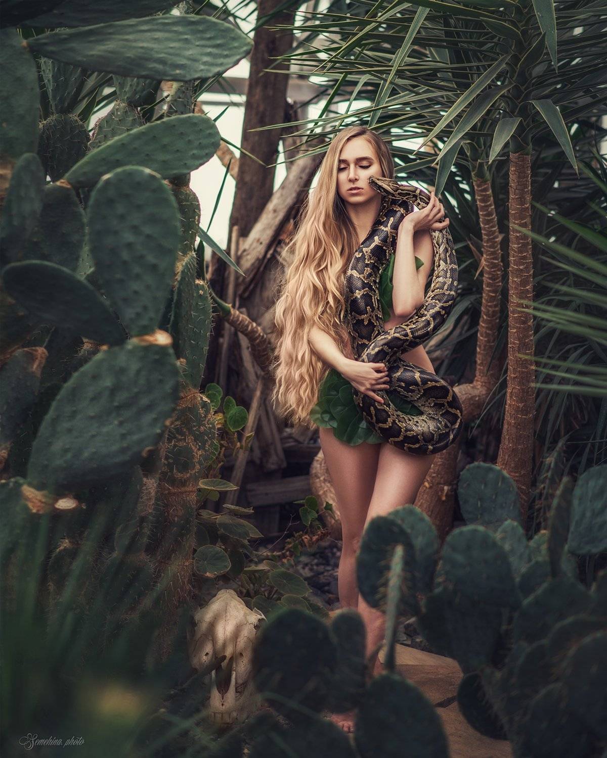 девушка, портрет, нагота, длинные волосы, блондинка, змея, girl, portrait, snake, blonde, long hair, Марина Семёхина