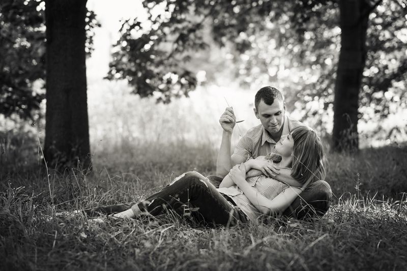 прогулка, любовь, он, она, портрет, чб Летний вечер фото превью