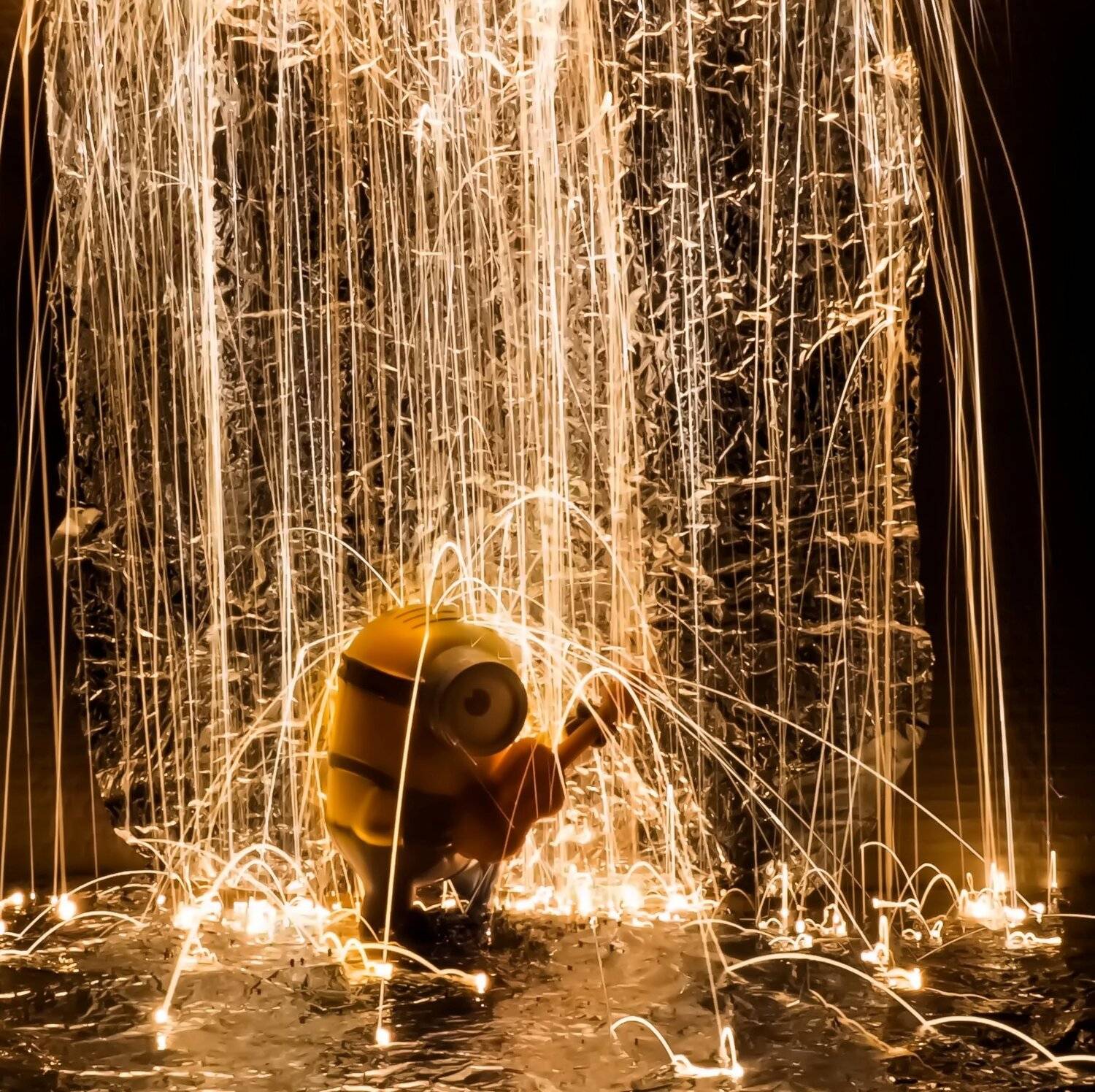 lightpainting, lightart, longexposure, nightphotography, light, night, steelwool, sparks, minion, minions, Николай Требухин