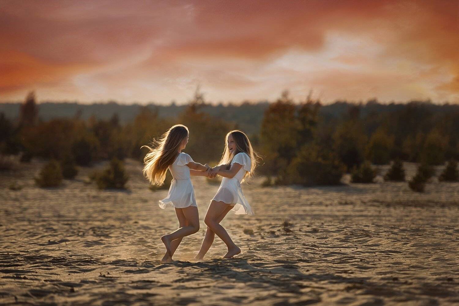 child, girls, friend, walk, sun, west, Anna Ścigaj