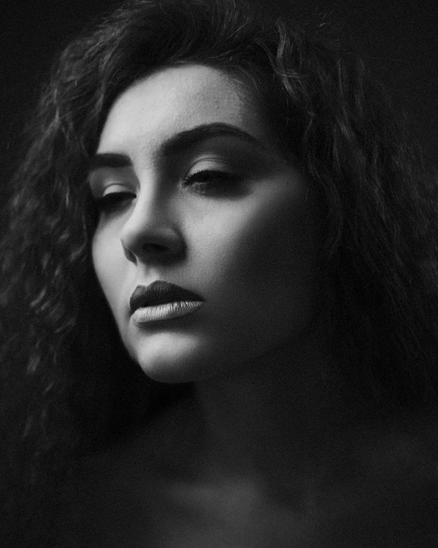 woman, female, portrait, black and white, tender, tenderness, love, mood, sensual, sensuality, femenine, face, one, person, people Tenderness фото превью
